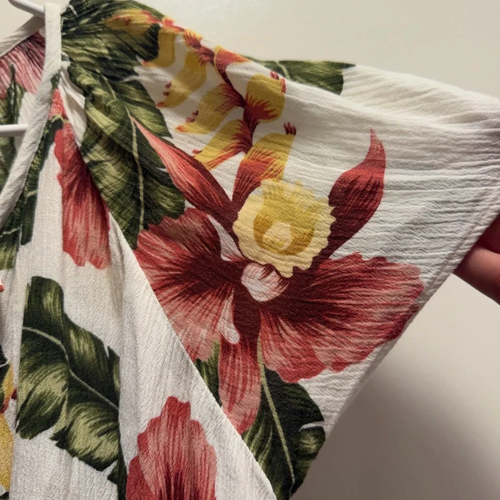 Show Me Your MuMu Tropical Floral Blouse - Picture 4 of 5